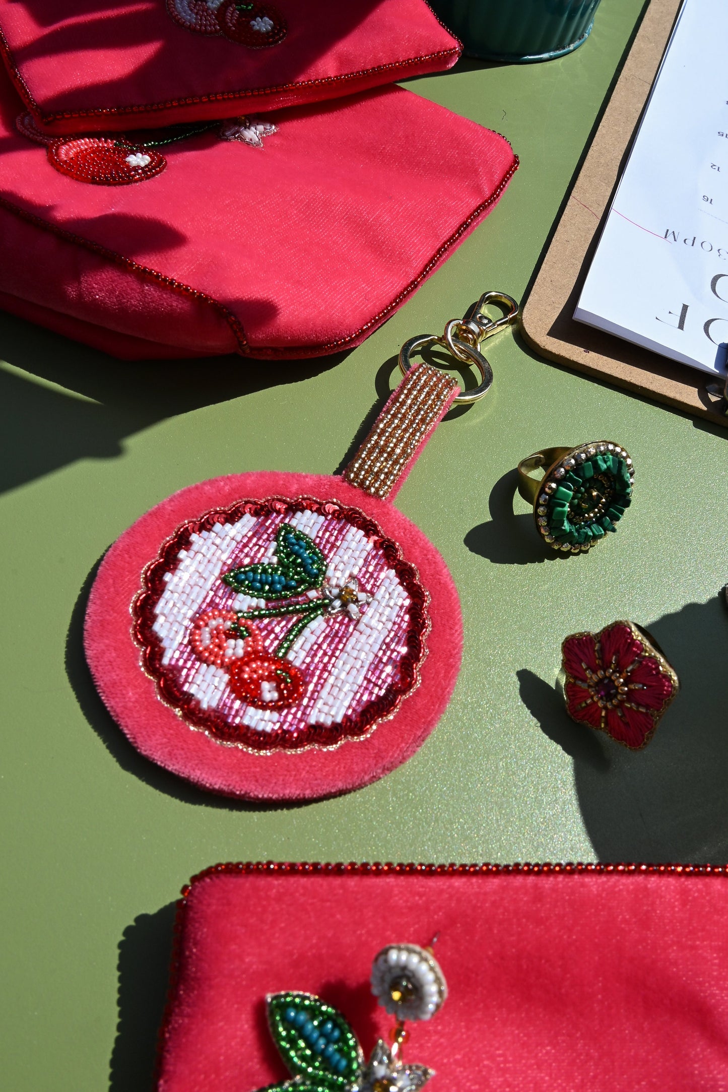 SUMMER CHERRY ROUND KEYRING/BAG CHARM