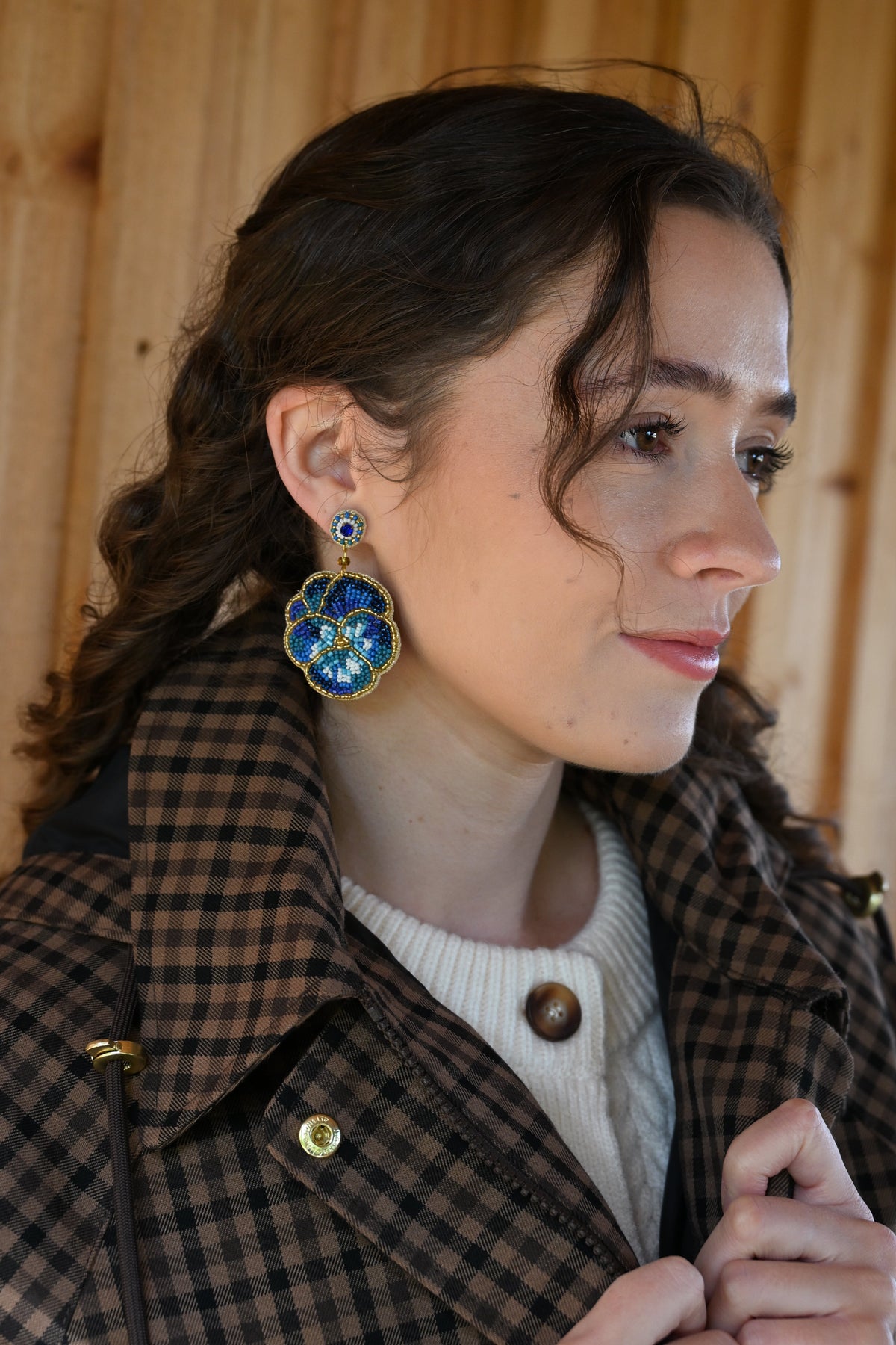 DARK BLUE WINTER PANSY BEADED EARRINGS
