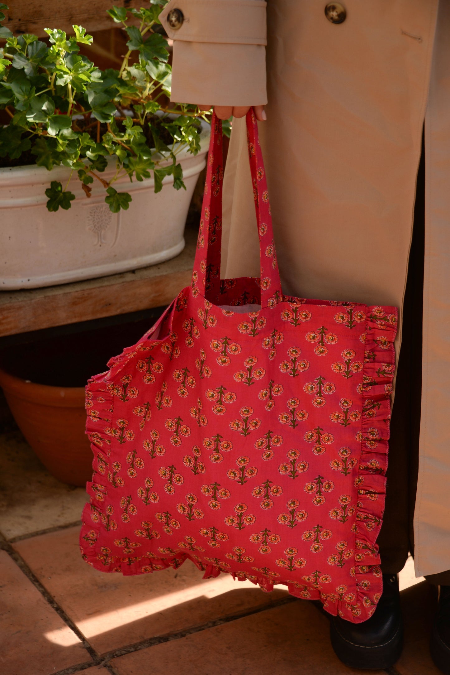 PINK PRINT FRILL TOTE BAG