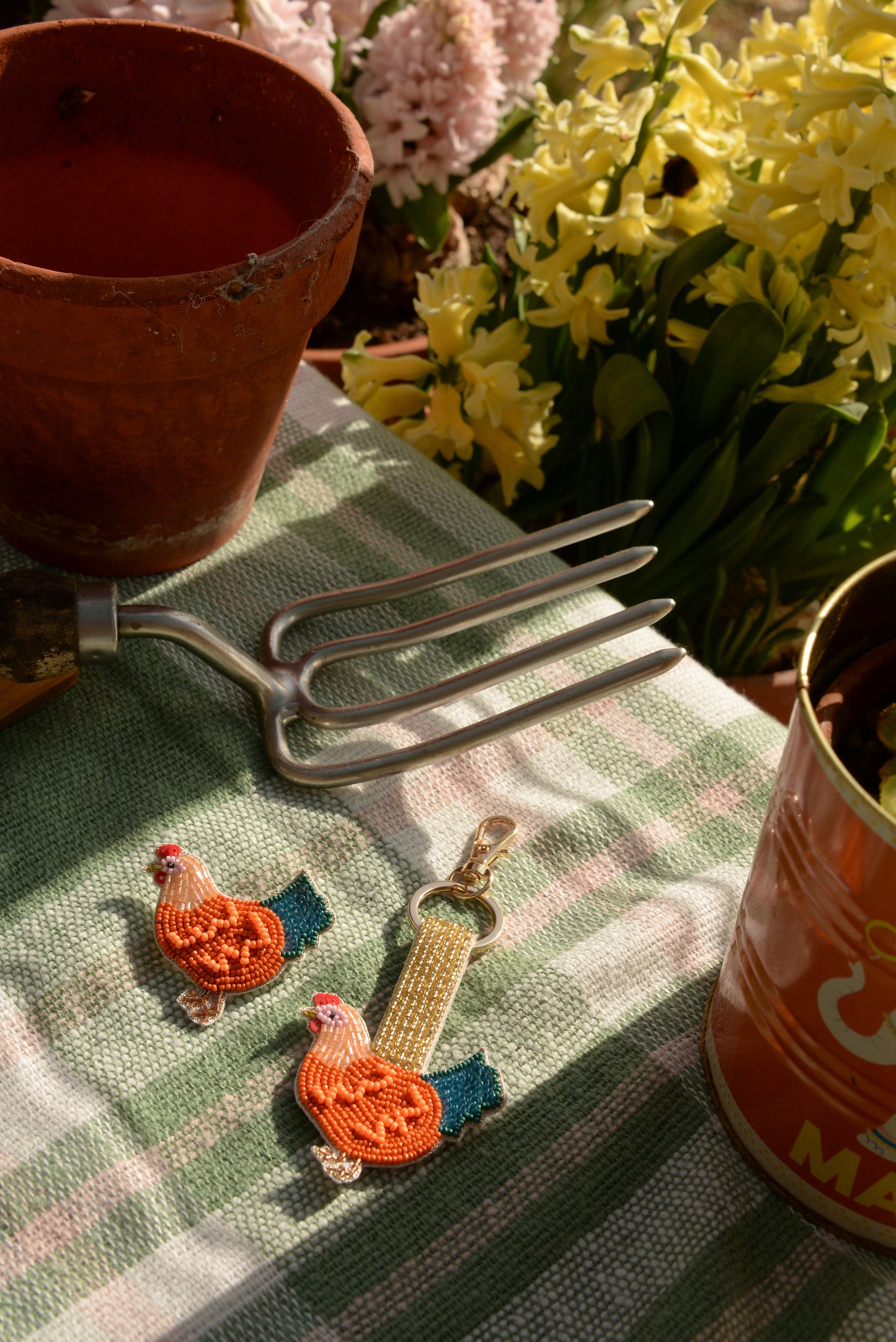 CHICKEN KEYRING/BAG CHARM