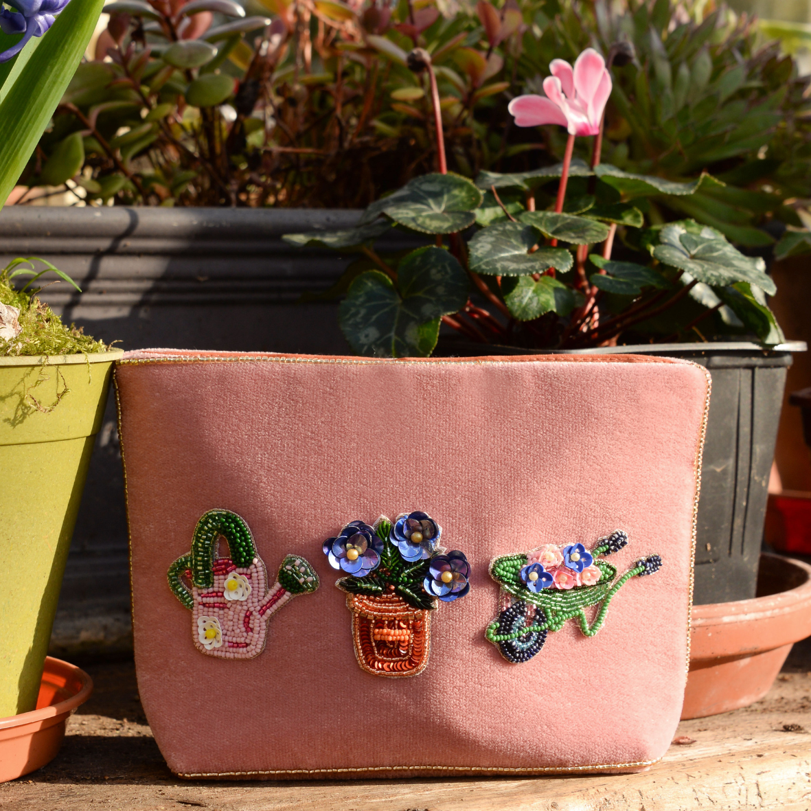 Beaded Purses & Pouches