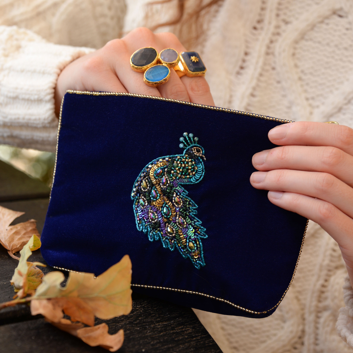 Beaded Purses & Pouches