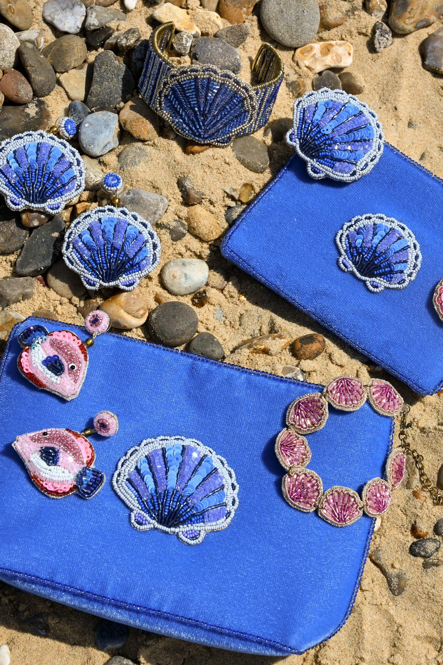 BLUE SHELL MEDIUM POUCH