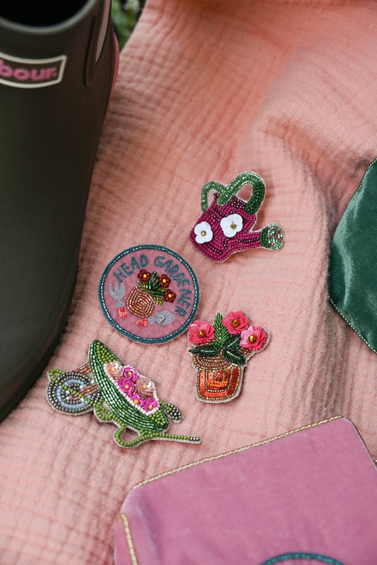 WINTER FLOWER POT BROOCH