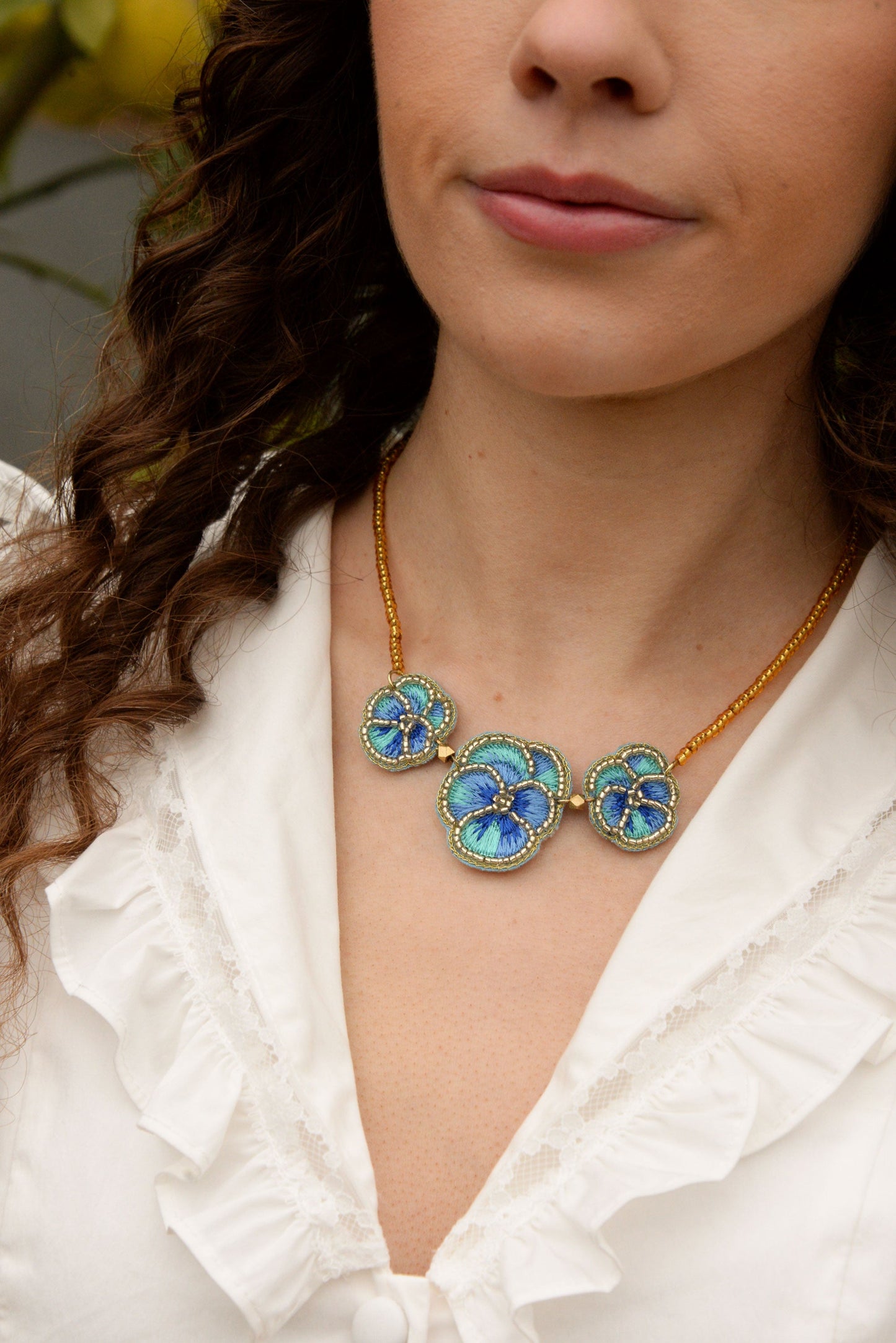BLUE PANSY BEADED NECKLACE
