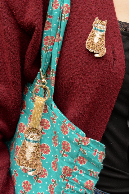 TABBY CAT WITH COLLAR BROOCH
