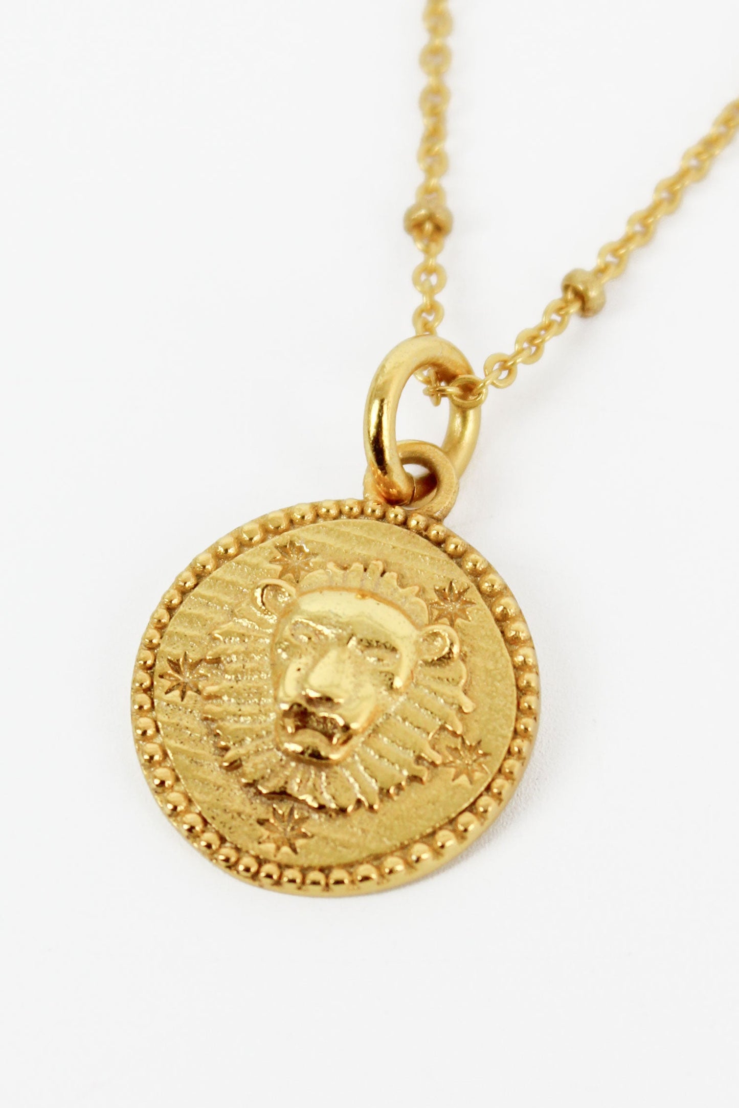 LEO GOLD PENDANT  - ZODIAC COLLECTION