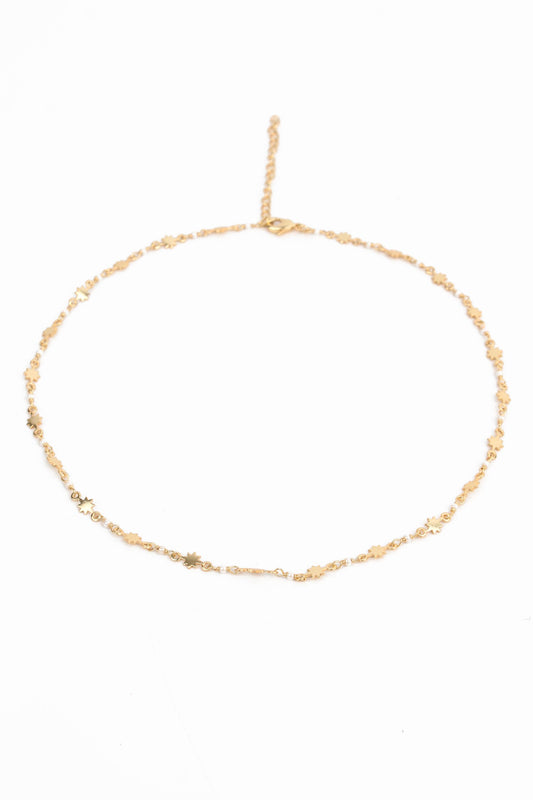 GOLD STAR NECKLACE WITH PEARL BEADS