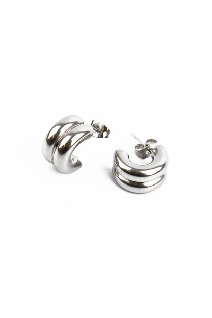SILVER CHUBBY HUGGIE HOOP
